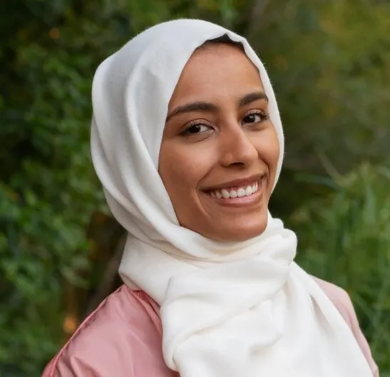 expert Dr. Maryam Al-Salmi